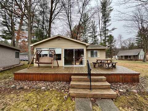 11821 N Shore, Lake, MI 48632