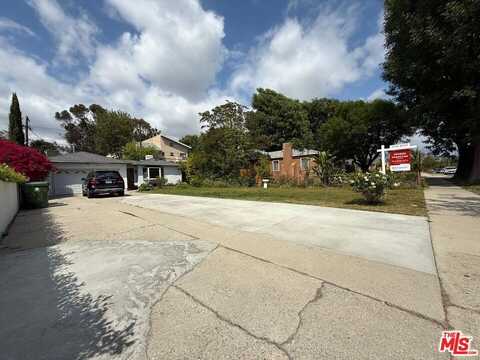 14409 Hatteras St, Van Nuys, CA 91401