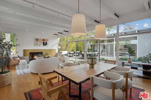 920 N Kenter Ave, Los Angeles, CA 90049