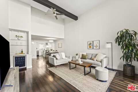 254 S Hobart Blvd, Los Angeles, CA 90004