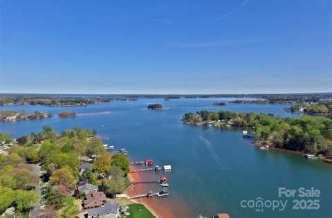 2792 Lakeshore Road, Denver, NC 28037