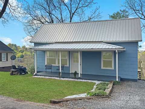 2210 22nd Avenue Court SE, Hickory, NC 28602