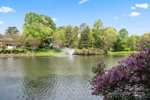 1618 Heatherloch Drive, Gastonia, NC 28054