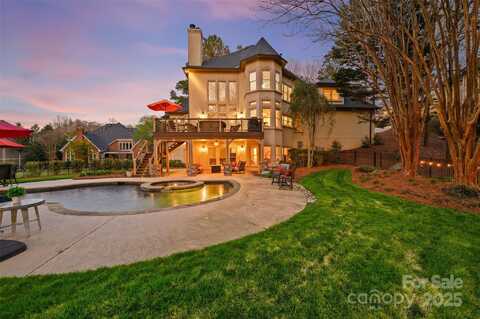 4410 Playfair Lane, Charlotte, NC 28277
