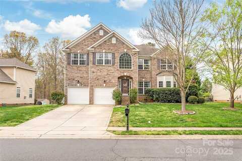8033 Penman Springs Drive, Waxhaw, NC 28173