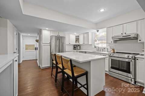 6807 Stoney Ridge Road, Matthews, NC 28104