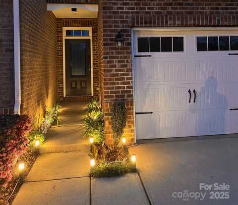 113 Burlingame Court, Mooresville, NC 28117