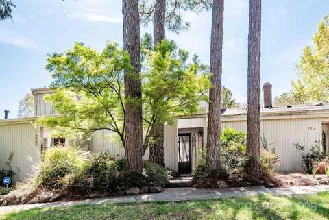 3709 Willow Point Drive, Charlotte, NC 28277