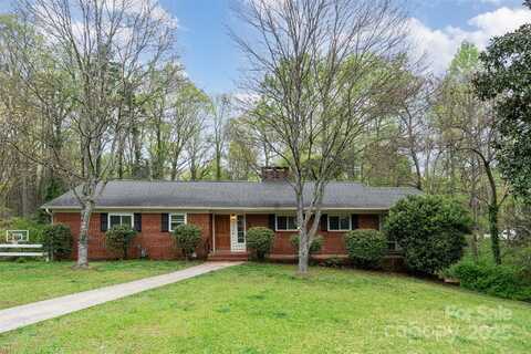 2714 Dogwood Circle, Charlotte, NC 28208