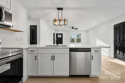 2120 Green Oak Drive, Shelby, NC 28152