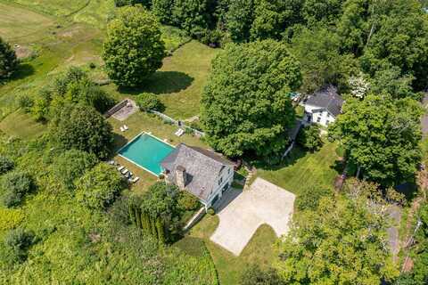 253 Tophet Road, Roxbury, CT 06783