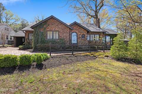 324 W Forest Avenue, Jackson, TN 38301