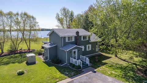 4463 E Singkofer, Superior, WI 54880
