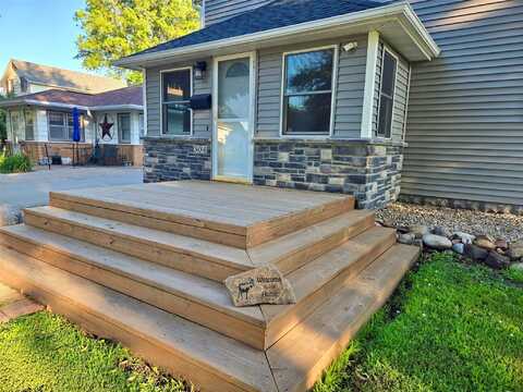304 NE Hayes Street, Greenfield, IA 50849