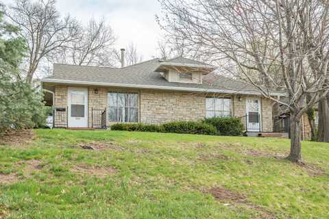4931-4933 Woodland Avenue, Des Moines, IA 50312