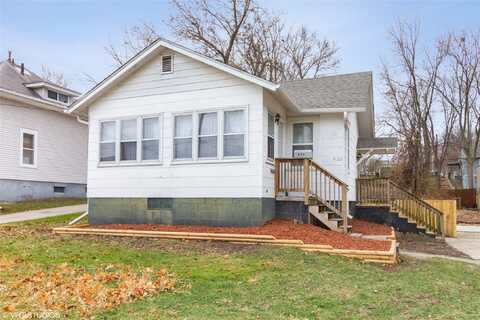 922 Boulder Avenue, Des Moines, IA 50315