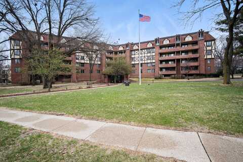2880 Grand Avenue, Des Moines, IA 50312