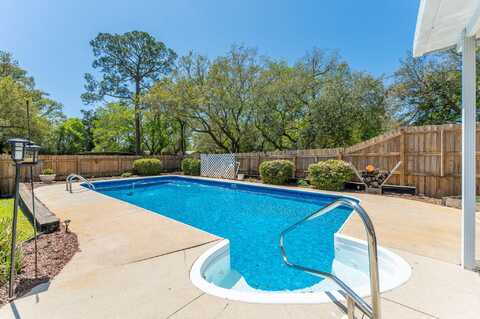 308 Schneider Drive, Fort Walton Beach, FL 32547