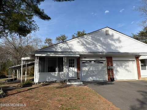 395A Fairway Lane, Whiting, NJ 08759
