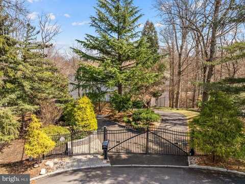 1351 BOBARN DRIVE, PENN VALLEY, PA 19072