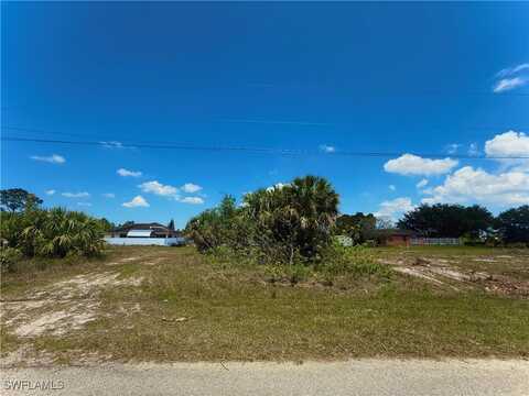 1233 Songbird Street, Fort Myers, FL 33913