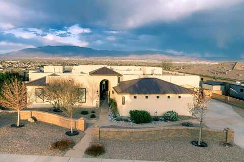 5612 POPO Drive NW, Albuquerque, NM 87120