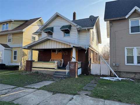 2712 EAST Avenue, Erie, PA 16504