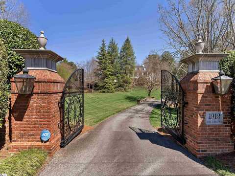 1912 Roe Ford Road, Greenville, SC 29617