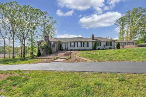 1016 Fish Camp Road, Chesnee, SC 29323
