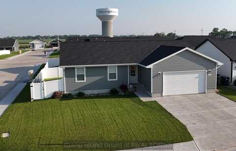 4347 Leon Cir, Grand Island, NE 68803