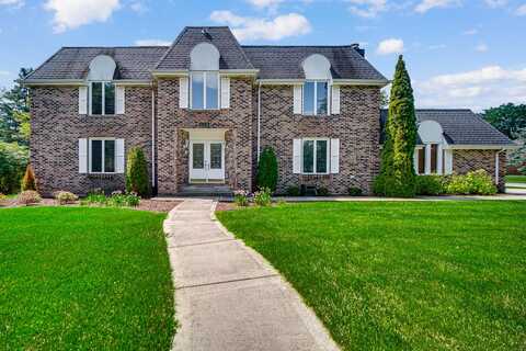 128 Shorewood Drive, Valparaiso, IN 46385