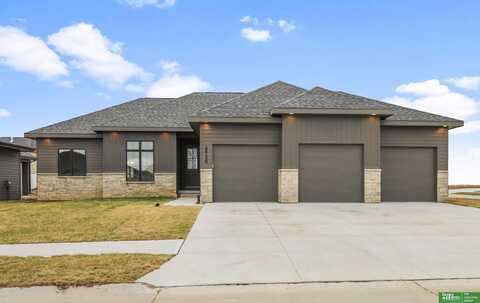 5924 N 208 Street, Elkhorn, NE 68022