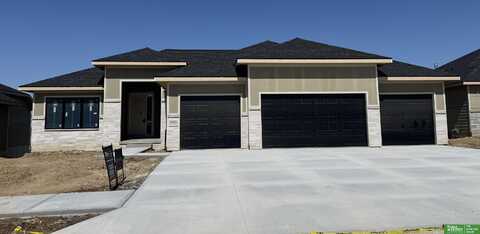 5516 N 213th Avenue, Elkhorn, NE 68022