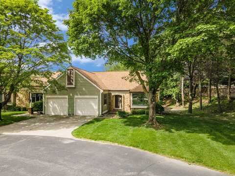 17650 Woodbridge Road, Spring Lake, MI 49456