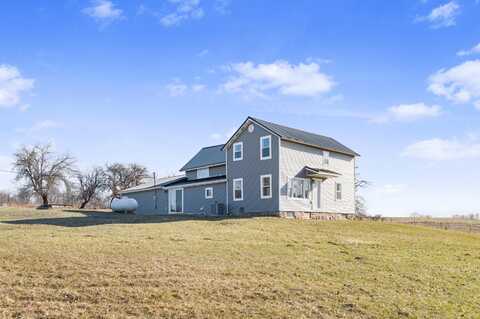 10282 7 Mile Rd Road, Evart, MI 49631