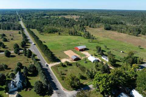 3948 E 46 Road, Cadillac, MI 49601
