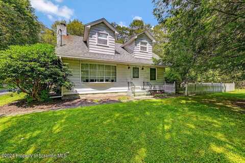 811 CLIFTON BEACH ROAD, Clifton Twp, PA 18424