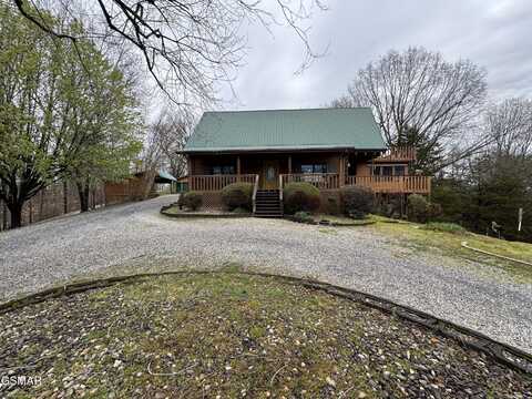 2452 Skyview Way, Dandridge, TN 37725