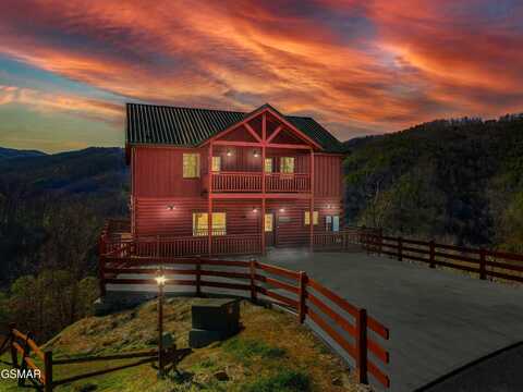 1029 Street Of Dreams Rd, Gatlinburg, TN 37738