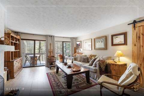 407 Overlook Road, Sapphire, NC 28774