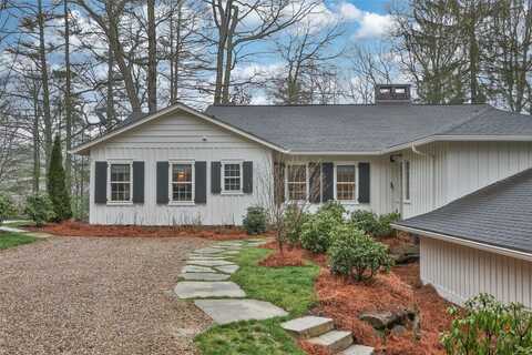 81 Wyanoak Road, Highlands, NC 28741