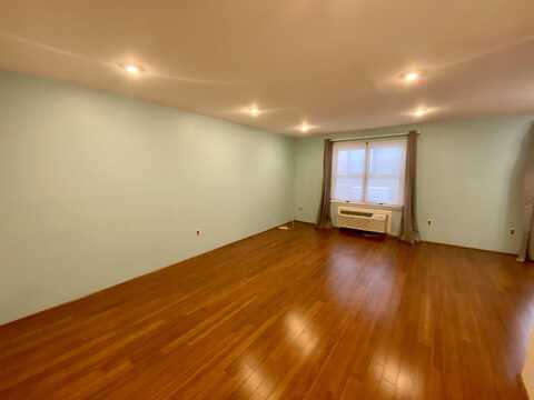 144 70TH ST, Guttenberg, NJ 07047