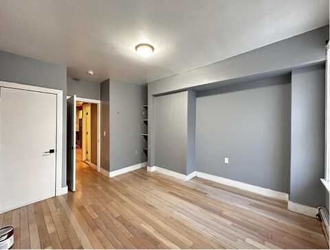335 WHITON ST, JC, Bergen-Lafayett, NJ 07304