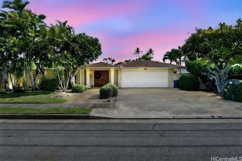 4837 Kolohala Street, Honolulu, HI 96816