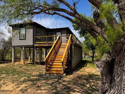 2283 CR 103, Llano, TX 78643