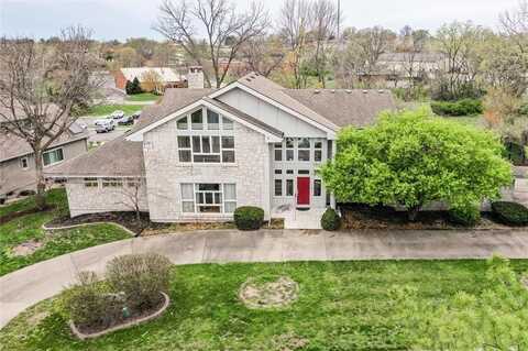 115 W Woodlands Drive, Gladstone, MO 64119