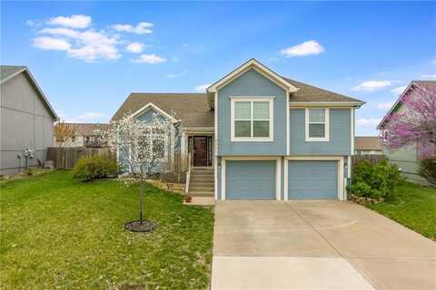 9201 N MULBERRY Avenue, Kansas City, MO 64155