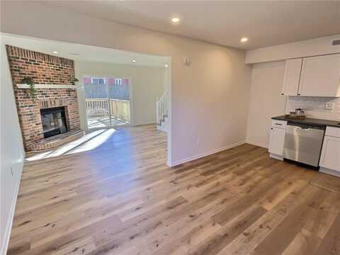 309 E Main Street, Smithville, MO 64089