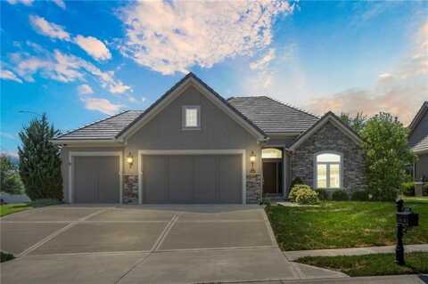 10300 N Dalton Avenue, Kansas City, MO 64154