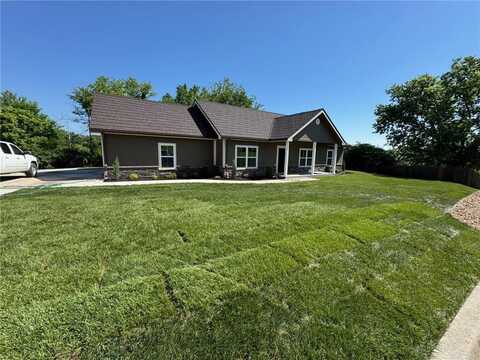 507 SE Division Road, Knob Noster, MO 65336